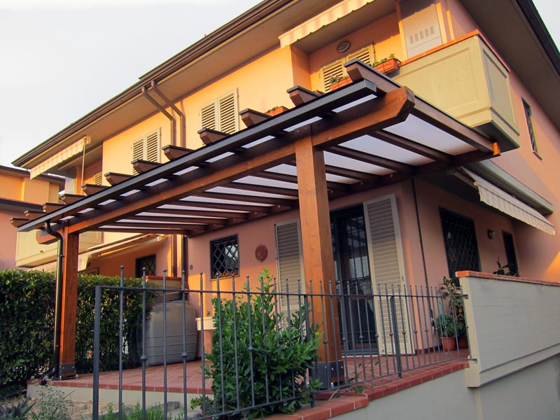 pergola in legno per ingresso abitazione - clp300